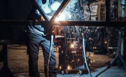 Sanayide “Kırmızı Alarm”! Sanayisizleşme riski kapıda mı?