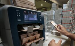 Bankacılık sektöründe kredi hacmi geriledi