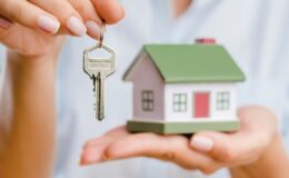 Konut fiyatları enflasyon karşısında değer kaybederken kiralar yükselişte