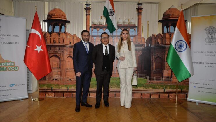 Bollywood Temalı Alışveriş ve Eğlence Raffles İstanbul’da