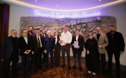 Türk Dünyası Hizmet Ödülleri sahiplerini buldu