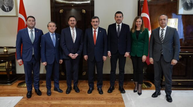 Seramik sektörü büyüme ve ihracat için toplandı