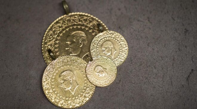 Altın güne düşüşle başladı! Çeyrek altın ne kadar?