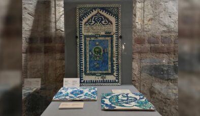 Tarihi hırsızlıkta mutlu son: Çalınan İznik çinileri Türkiye’ye döndü!