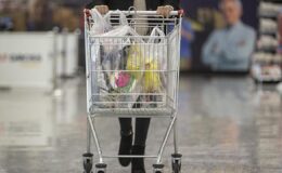 Ticaret ve perakende satış hacmi yükseldi