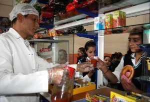 okula giden ogrencilere 2 bin lira kantin karti istanbulda yeni uygulama hayata geciy 1776538 202603120006 20260312000653 1