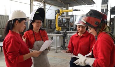 60 yıllık üretimin merkezinde kadın emeği var