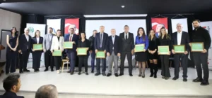 İhlas Ambalaj sektördeki çevreci liderliğini yeşil ekonomi ödülü ile taçlandırdı 3 sektorunde karbon ayak izi sertifikasi alan ilk marka olan ihlas ambalaja yesil ekono 1774583 202603031104 20260303110420 1