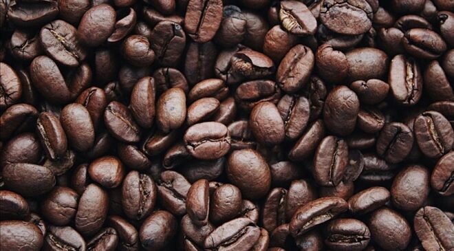 Kahve fiyatları çakıldı! Rekor seviyeden sert dönüş