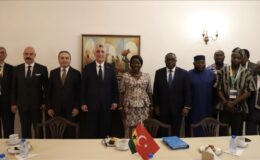 Bakan Bolat Afrika ve Asya hattında ticaret diplomasisi yürüttü