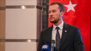 thumbs b c 7f046113e754d828d7ea050d3b9ff70a