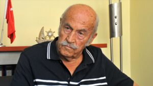 thumbs b c 7fe11fa912f503108f55d2fb3f85f220