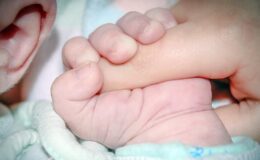 Türkiye’nin demografik geleceği risk altında! Doğum oranları Cumhuriyet tarihinin en dip seviyesinde