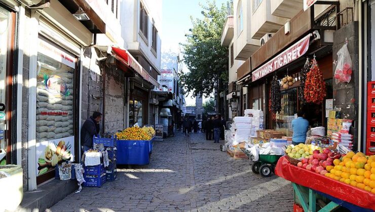 Deprem bölgesinde esnafa üretim desteği