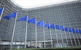 Avrupa Birliği Rusya’dan petrol ithalatını tamamen bitirecek yasak teklifini rafa kaldırdı