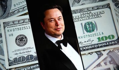 Milyarderlerin serveti rekor kırdı: Elon Musk dünyayı tek başına sırtlıyor!