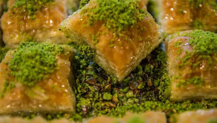 TMSF, Baklavacı Faruk Güllü’yü satışa çıkarttı!