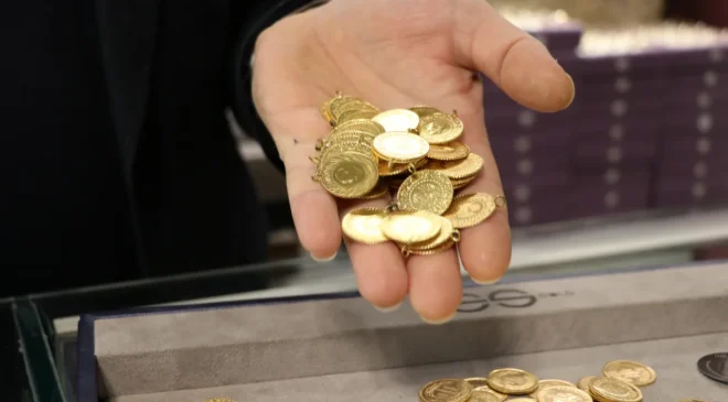 Yastık altındaki altınlar 8 bin 500 fabrika ediyor!