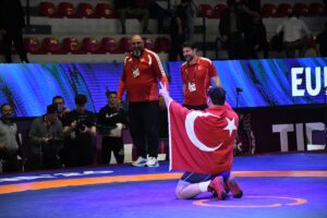 039576b0ef0b638daaf6b4f974c20708