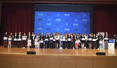 Genç bilim insanlarına büyük destek