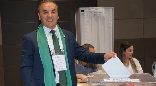 İMİB’de yeni başkan Metin Çekiç oldu