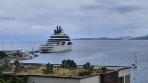 400 milyon euroluk gemi bodrumda 1786093 202604231638 20260423163845 2