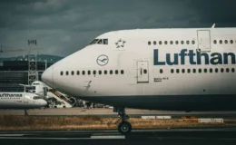 Lufthansa biletleri yaktı: 20 bin uçuş uçuş iptal!