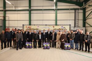 Amasya hayvancılığına 16 bin kilo yonca tohumu desteği geldi 3 AW675976 01