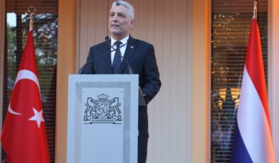 Türkiye ve Hollanda arasında 15 milyar dolarlık ticaret hedefi