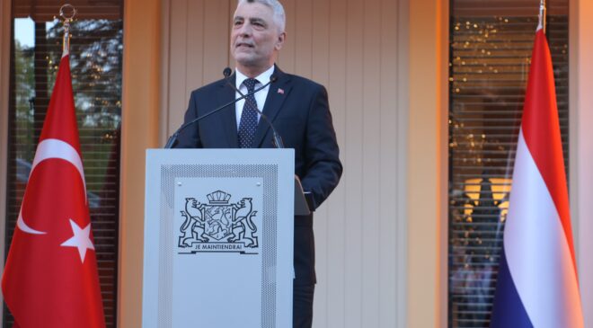 Türkiye ve Hollanda arasında 15 milyar dolarlık ticaret hedefi