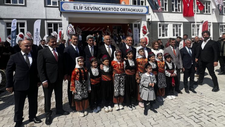 Eğitime 110 milyon TL’lik destek: Yeni okulda ders zili çaldı