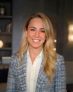 Flokser Kimya CEOsu Ekin Tükek 130823159