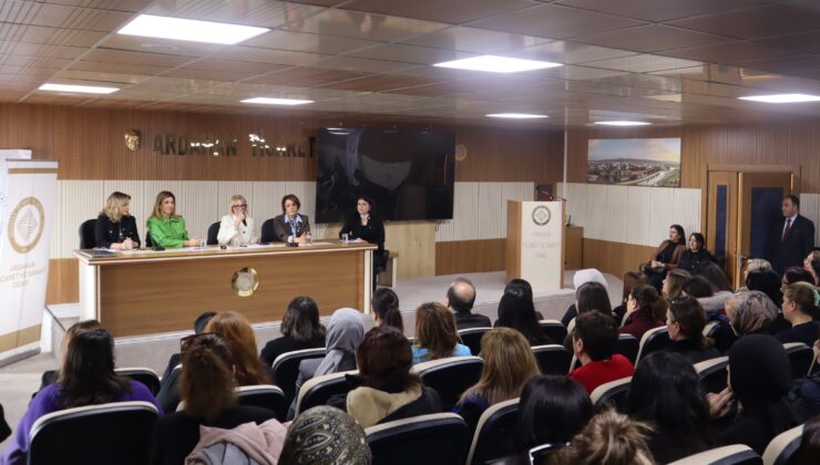 Ardahan’da kadın girişimciliği ve ekonomiye katkıları tartışıldı