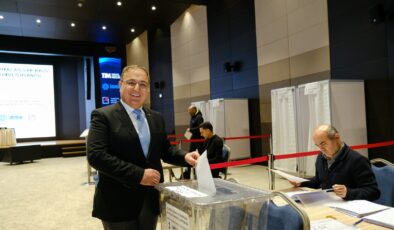İhracatçıların tercihi değişmedi, Tecdelioğlu yeniden başkan seçildi
