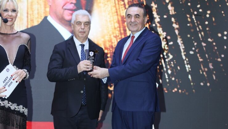 AREV’den Türkiye’de İş Dünyası’na “Yılın Dergisi” ödülü