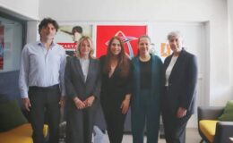 Hatay’da dalgalar umuda dönüşüyor