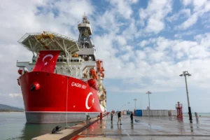 Enerjide denizaşırı operasyon: Çağrı Bey Somali’de dünyanın en derin ikinci sondajına başladı 4 afrika boynuzunda cagri bey ile turkiye donemi dunyanin en derin ikinci deniz sondaji 1783157 202604101842 20260410184256 3