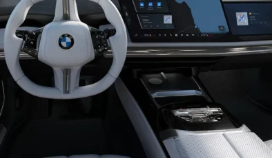 BMW 7 serisi baştan aşağı değişti: Arkada 8K sinema keyfi