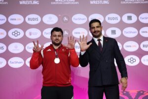 ca7c76d21d6843756af7520027364d37