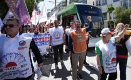 İzmir’de belediye emekçileri meydanlara indi: Haklarımızı gasp edemezsiniz!