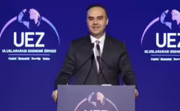 Bakan Kacır: “80 yıllık küresel düzen değişiyor, Türkiye yükseliyor”