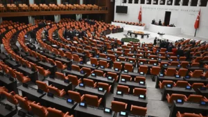 ekonomiye iliskin kanun teklifi meclisten gecti engelliye otv muafiyeti degerli tasa 1781146 202604012307 20260401230733 1