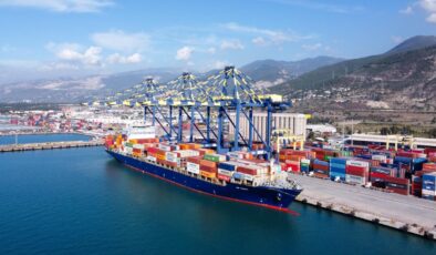 Türkiye transit ticarette merkez olmayı hedefliyor