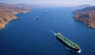 Hürmüz krizi petrol taşımacılığını Kovid-19 döneminin de altına çekti