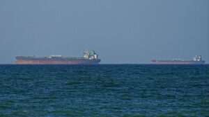 Hürmüz krizi petrol taşımacılığını Kovid-19 döneminin de altına çekti 5 hurmuz bogaziaa 2452370