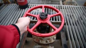 Fiyatlarda dalgalanma: Brent petrolün varili 96 dolar 3 images 1