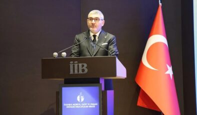 Mobilya ihracatçıları Erkan Özkan ile ‘yola devam’ dedi