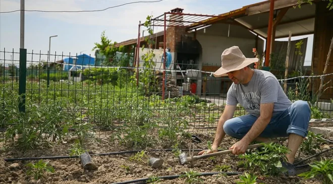 Hobi bahçelerinde yıkım tartışmasına son nokta: Cumhurbaşkanı Erdoğan’dan “orta yol” talimatı...