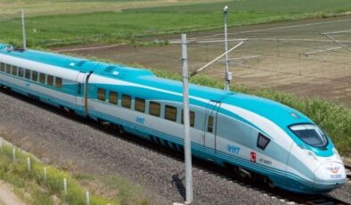 Demiryollarında milli hızlı tren hız rekoru kırdı!