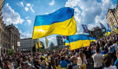 Almanya’daki Ukraynalıların istihdam karnesi: Çalışan sayısı artarken sosyal yardım bağımlılığı sürüyor